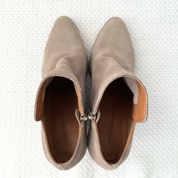 Lucky Brand Taupe Suede Stayci Pointed Toe Cone Heel Ankle Boots 8 NWOB - Picture 9 of 14